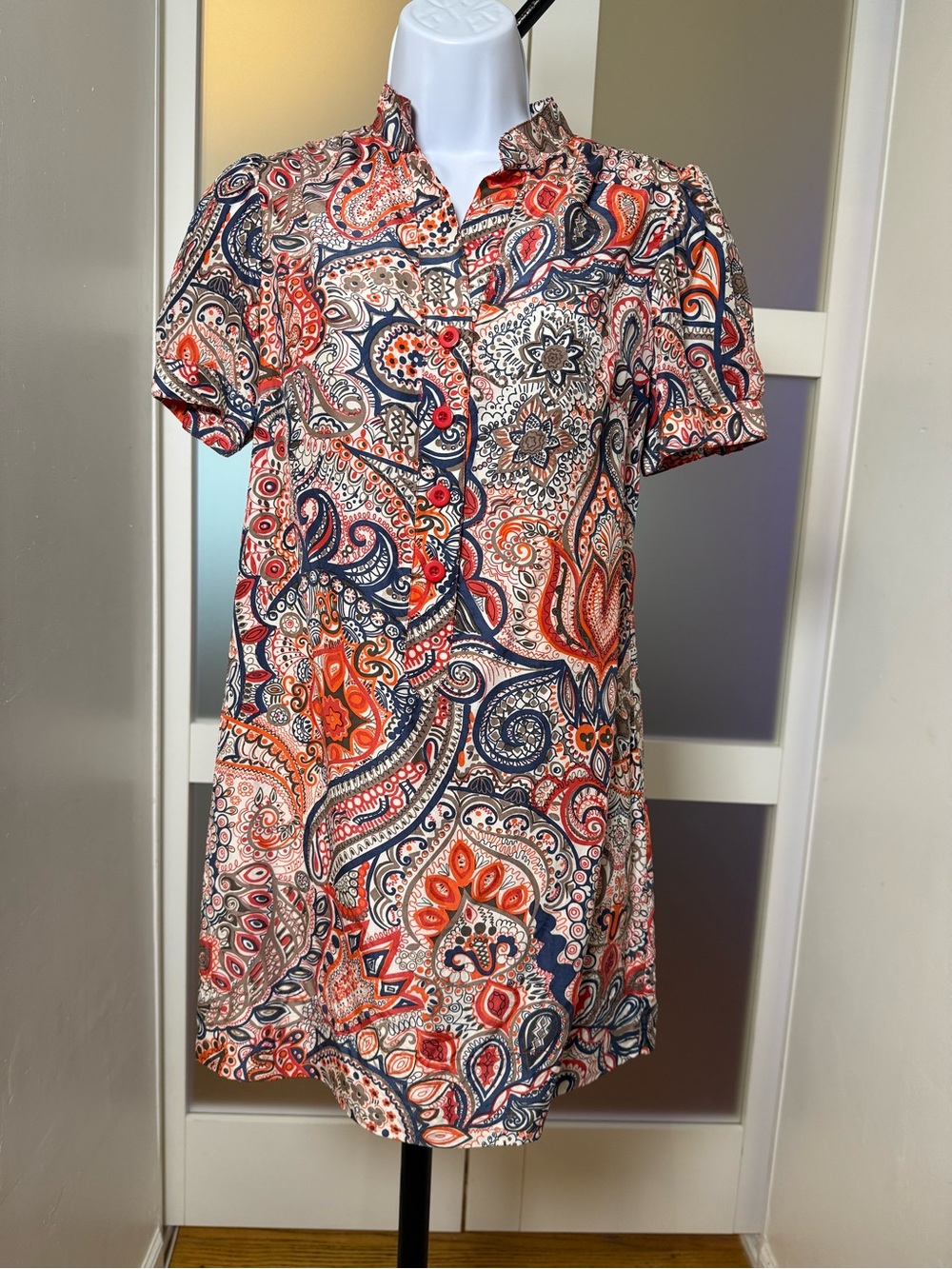 Banana Republic Petite Silk Paisley Button Up Mini Dress, size Small.